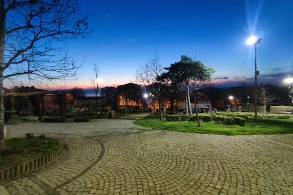 Küçükçekmece Belediyesi Seyir Parkı Ve Seyir Kulesi - Resim 9