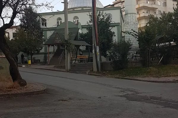 İbni Sina Cami - Resim 5