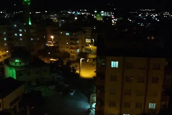İbni Sina Cami - Resim 20