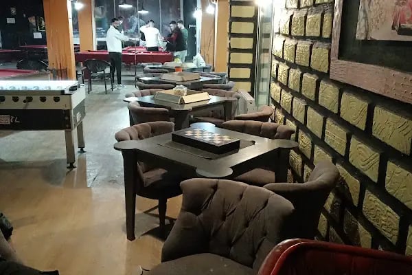 KÖŞEM CAFE BİLARDO PLAY STATİON OYUN SALONU - Resim 2