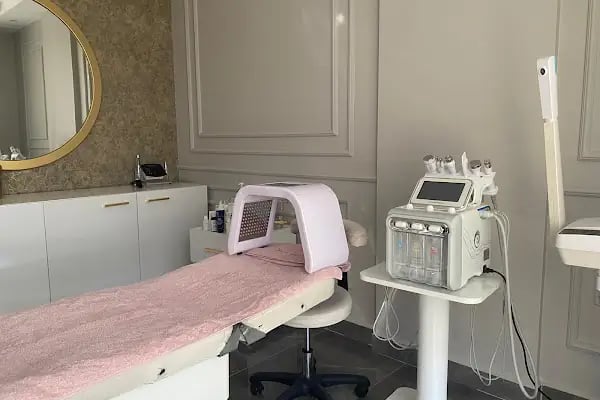 YANKI KUAFÖR &amp; HAIRDRESSER KUAFÖR SALONU - Resim 18