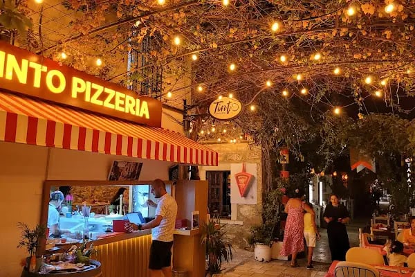 Tinto Pizzeria - Resim 11