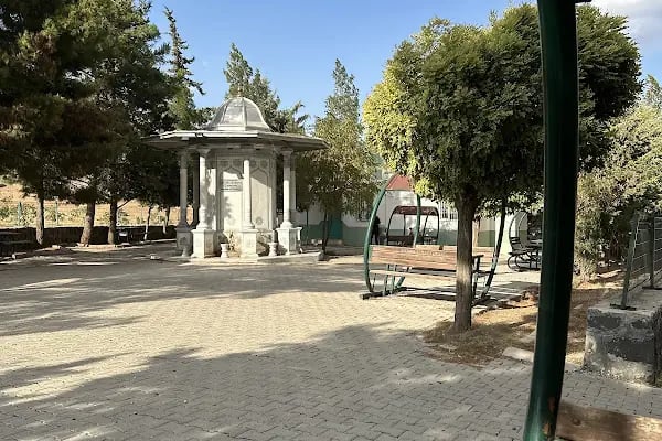 Çavuş baba Türbesi - Resim 5