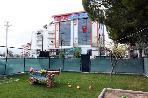 Azra Kreş Gündüz Çocuk Bakım Evi - Resim 1