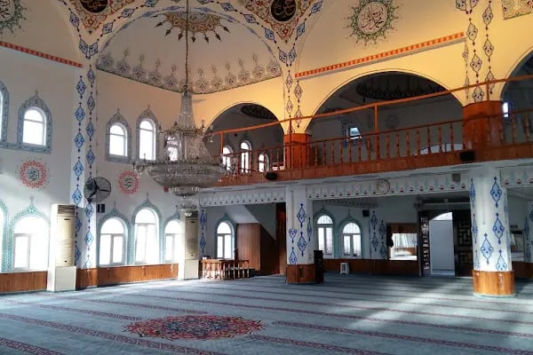 Merkez Camii - Resim 1