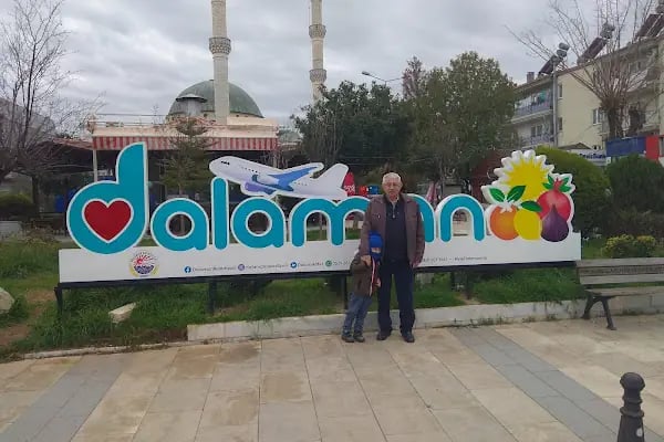 Merkez Camii - Resim 8