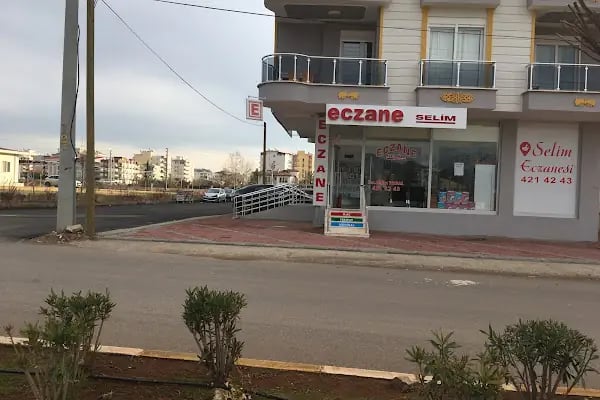 ÖZGÜ ECZANESİ - Resim 3