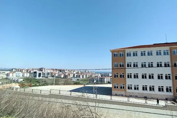 Büyükşehir Belediyesi Vali Enver Salihoğlu Ortaokulu - Resim 9