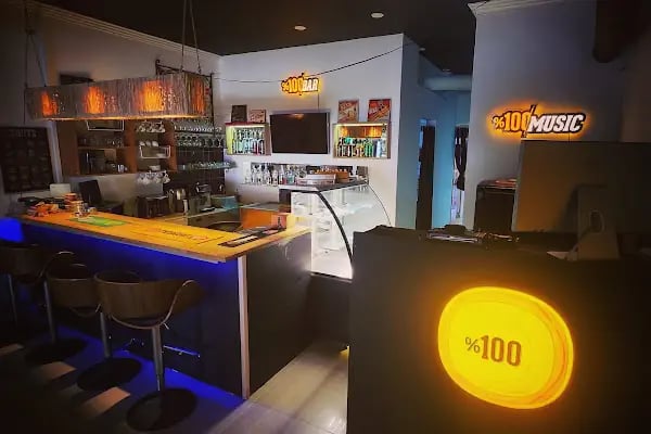 Nuga Sahne - Canlı Müzik, Bar - Resim 6
