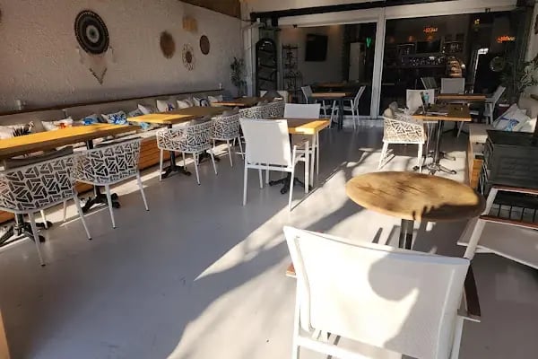 Nuga Sahne - Canlı Müzik, Bar - Resim 10