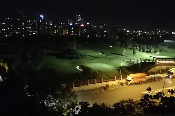 Manolya Sitesi Tenis Kortu - Resim 1