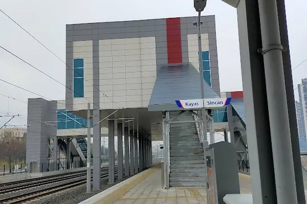 Elvankent Tren İstasyonu - Resim 5