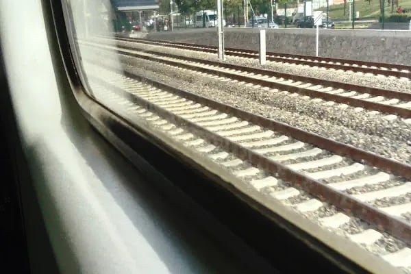 Elvankent Tren İstasyonu - Resim 3
