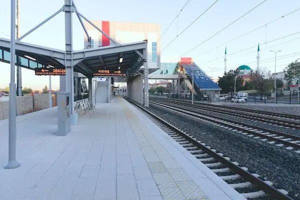 Elvankent Tren İstasyonu - Resim 19