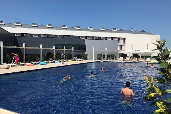 Trio Athletic Club - Resim 3