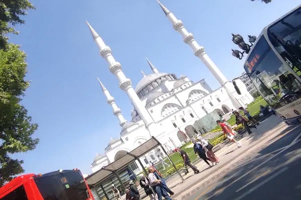 Melike Hatun Camii - Resim 13