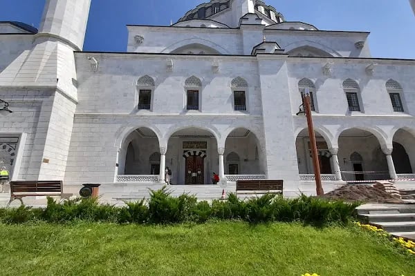 Melike Hatun Camii - Resim 20