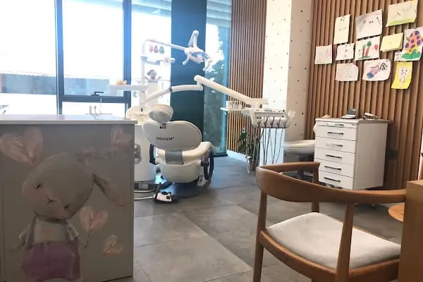 Klinik Adana Diş Polikliniği - Resim 15