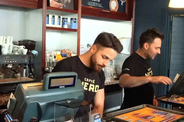 Caffè Nero - Resim 13