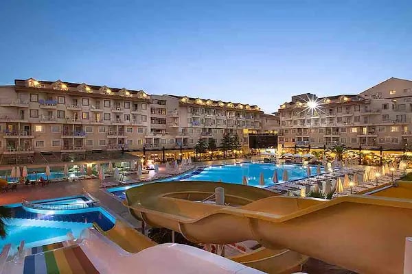 Tatil Arenası Seyahat Acentesi - Resim 1