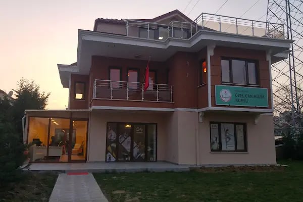 Trio Sanat Akademi &amp; Müzik kursu &amp; Keman Kursu &amp; Şan Kursu &amp; Bateri Kursu - Resim 6