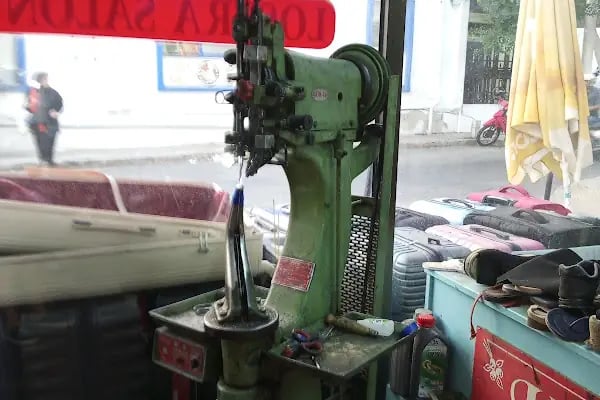 Kardeşler Kundura Tamirat - Resim 4