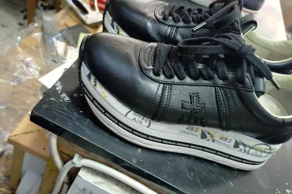 Büşra Lostra Salonu Ayakkabı hastanesi - Resim 4