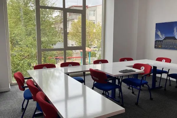 American LIFE Ümitköy | Yabancı Dil Eğitim Kursu - Resim 5