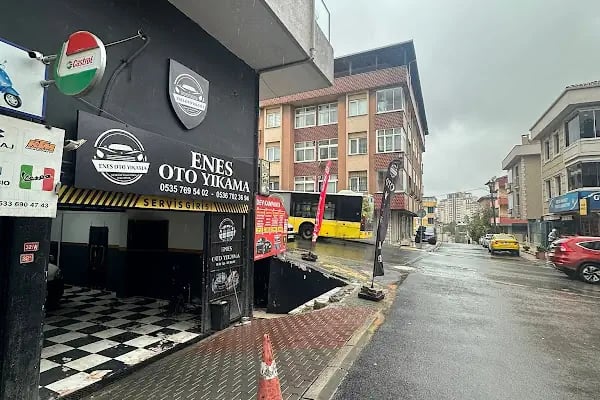 Enes Oto Yıkama - Oto Kuaför - Resim 16