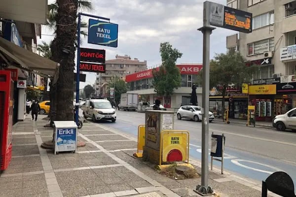 Özel İzmir Ortodonti 2 Ağız ve Diş Sağlığı Polikliniği - Resim 3