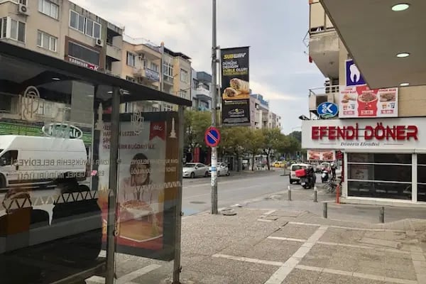 Özel İzmir Ortodonti 2 Ağız ve Diş Sağlığı Polikliniği - Resim 2