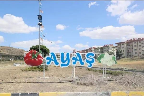 Ayaş Futbol Stadı - Resim 10