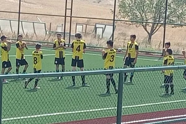 Ayaş Futbol Stadı - Resim 7