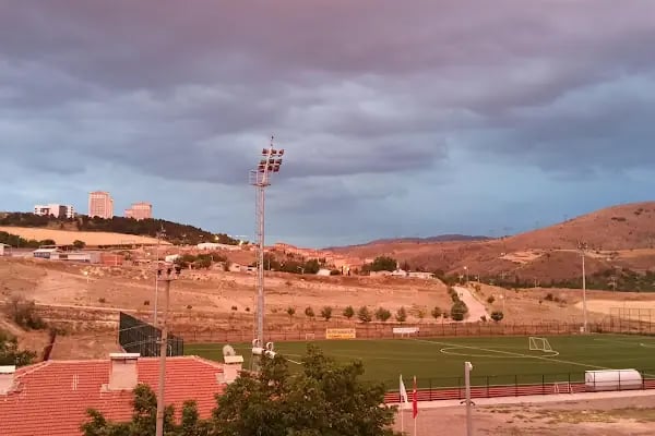 Ayaş Futbol Stadı - Resim 2
