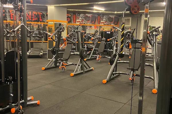 Gök16 gym fitness center - Resim 13