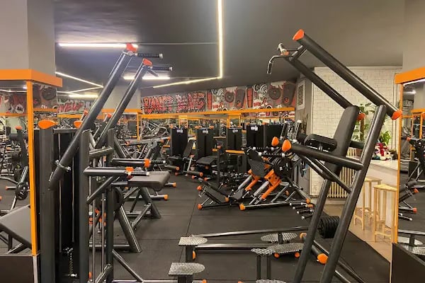 Gök16 gym fitness center - Resim 9