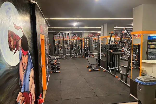 Gök16 gym fitness center - Resim 7