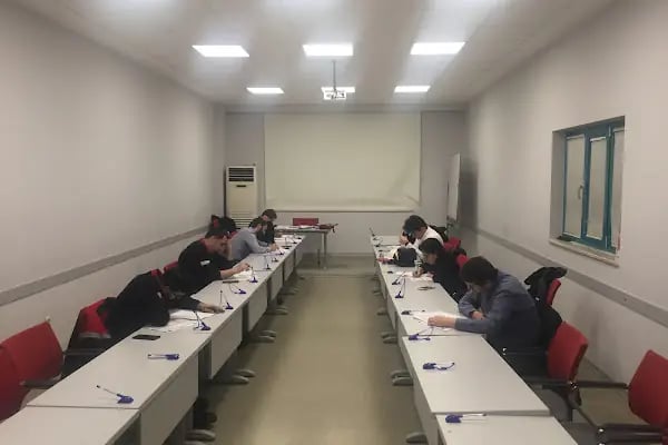 Ankara Üniversitesi TÖMER (Bursa Şubesi) - Resim 4