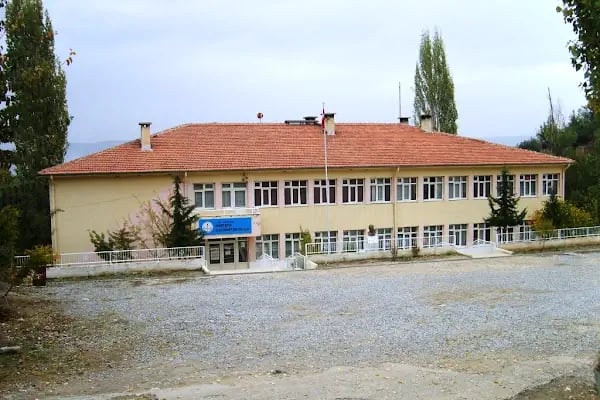 Körteke İlköğretim Okulu - Resim 1
