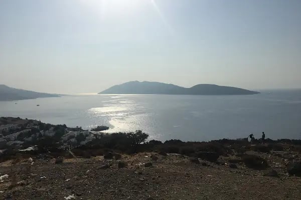 ÜÇKUYULAR OTOPARK - Resim 1