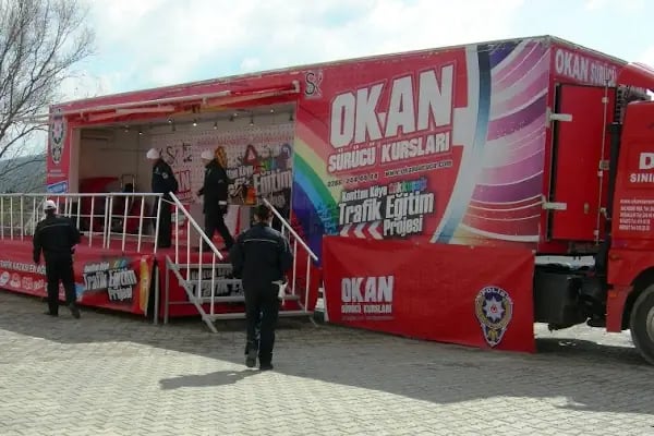 BALIKESİR OKAN SÜRÜCÜ KURSLARI - Resim 3