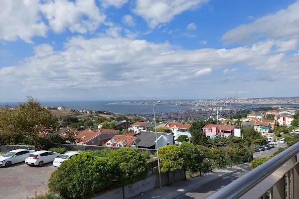 Beykent Metrobüs Durağı - Resim 5