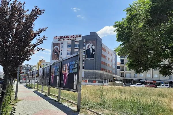 Beykent Metrobüs Durağı - Resim 20