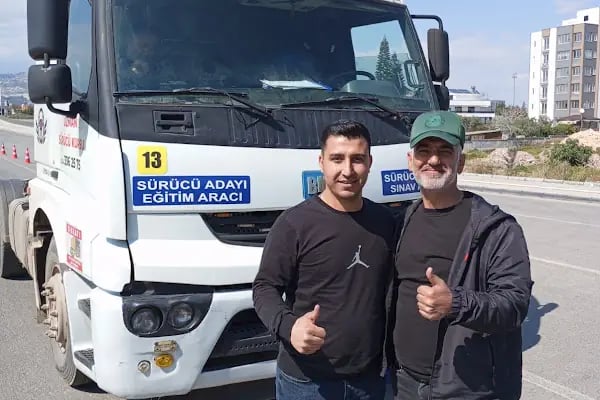 MEZİTLİ UZMAN SÜRÜCÜ KURSU MERSİN - Resim 11