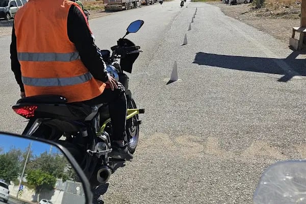 MEZİTLİ UZMAN SÜRÜCÜ KURSU MERSİN - Resim 10