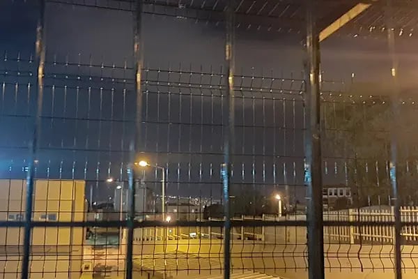 İbb Eshot Otobüs Garajı - Resim 3