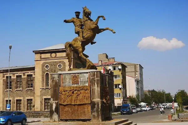 Kars Şehir Stadyumu - Resim 3