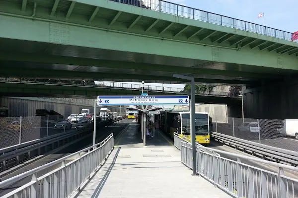 Bahçelievler Metrobüs - Resim 16