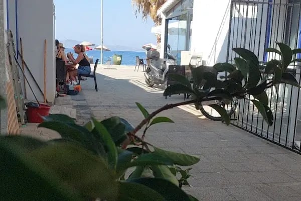 Şahin Patisserie Cafe - Resim 3