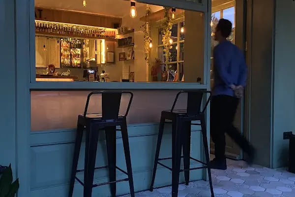 RAAT. Mahalle Pub - Resim 5